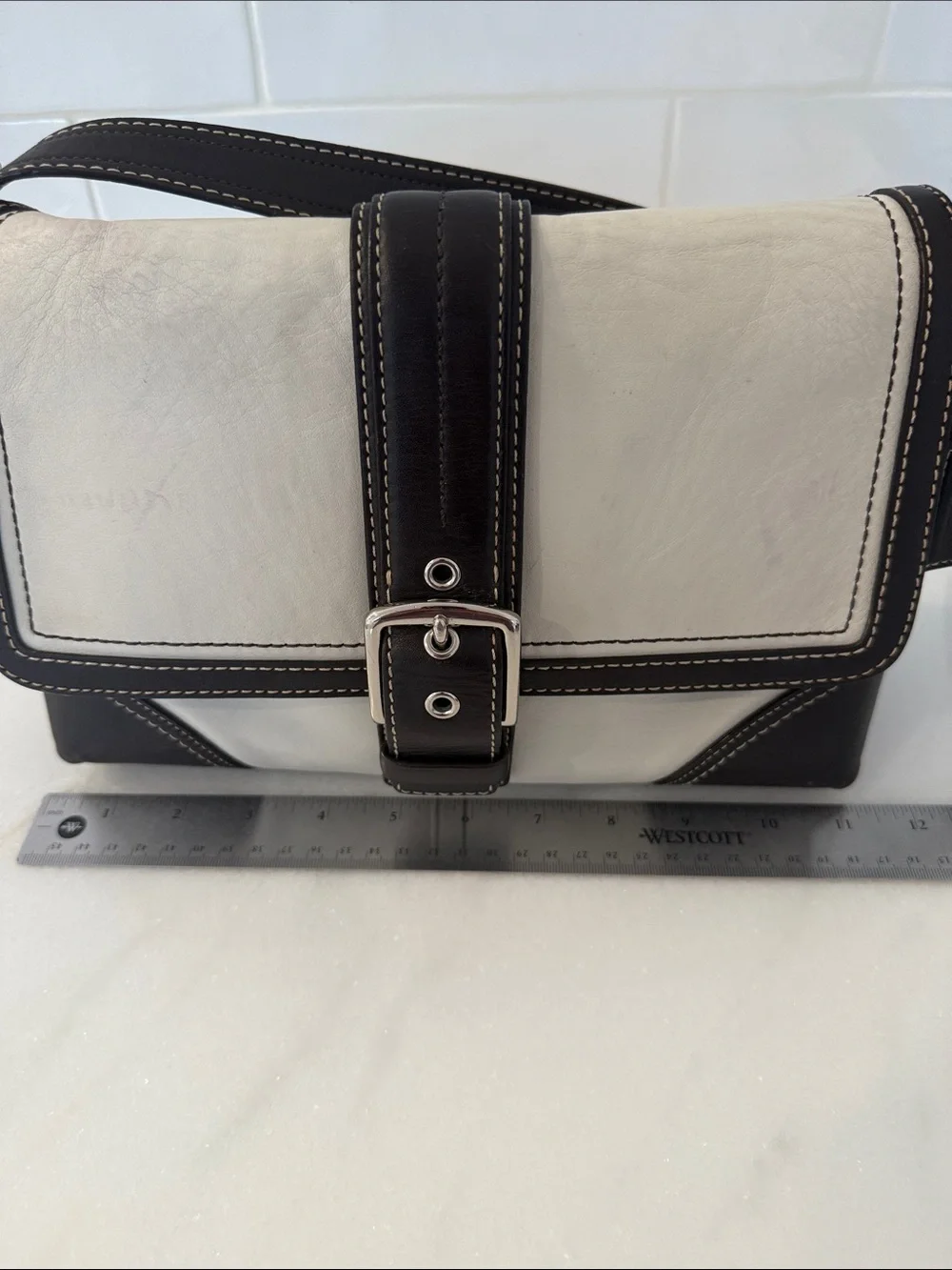 Y2K Coach Hampton Flap Two-Tone White and Dark Brown Leather No E0787-F11196 Bag